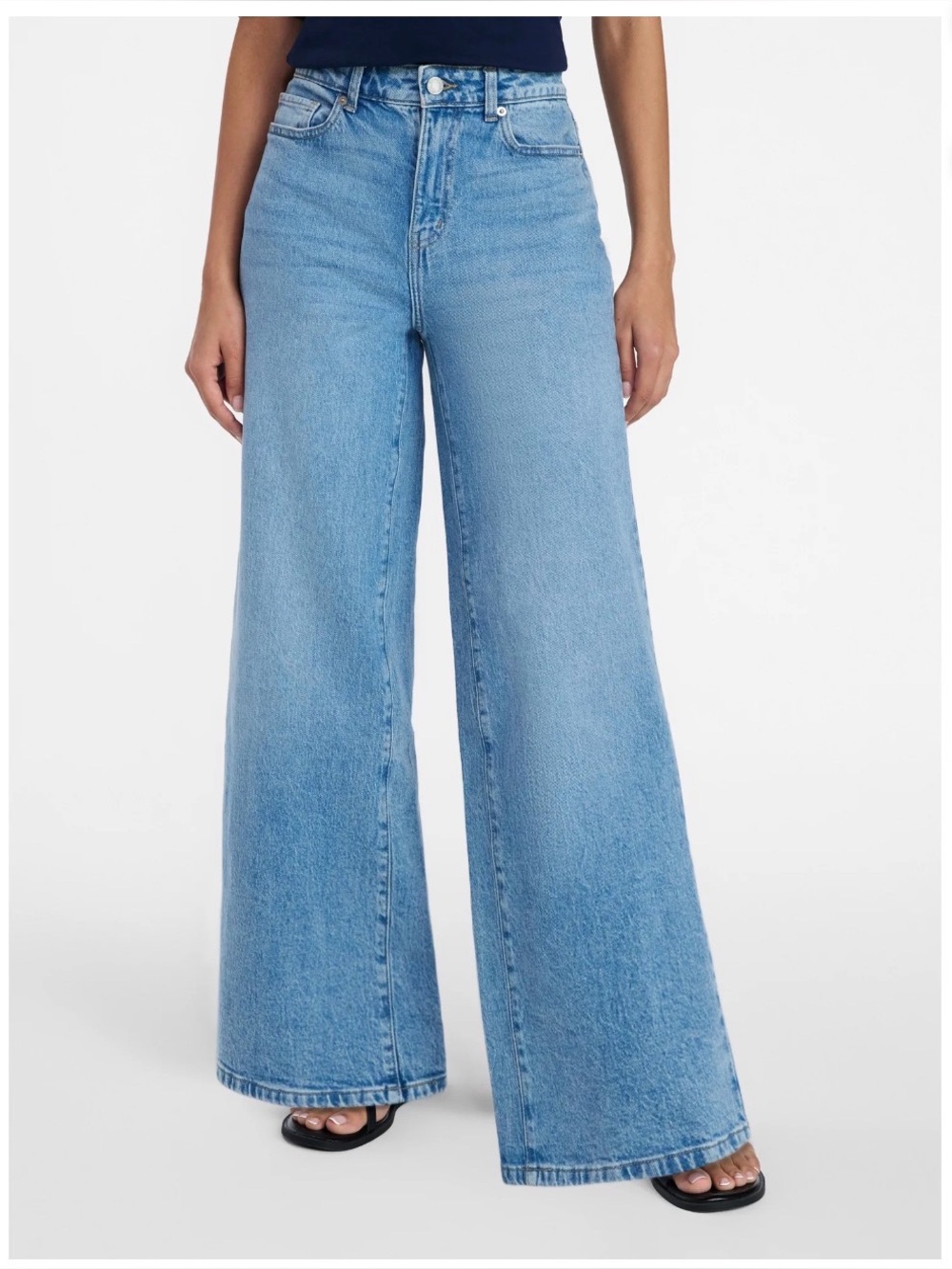 Time and Tru High-Rise Wide Leg Jeans in Light Blue Wash